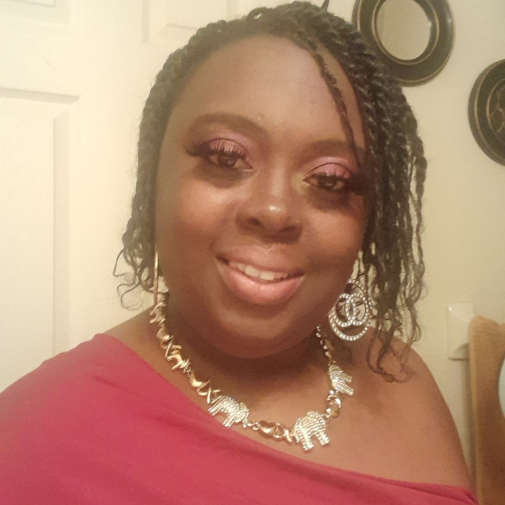 Meet your Posher, Lashondra